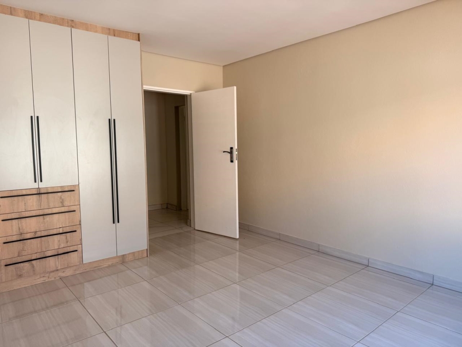 4 Bedroom Property for Sale in Buffelspoort Eco Estate North West